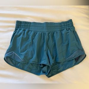 Lululemon Hotty Hot High Rise Shorts 2.5”